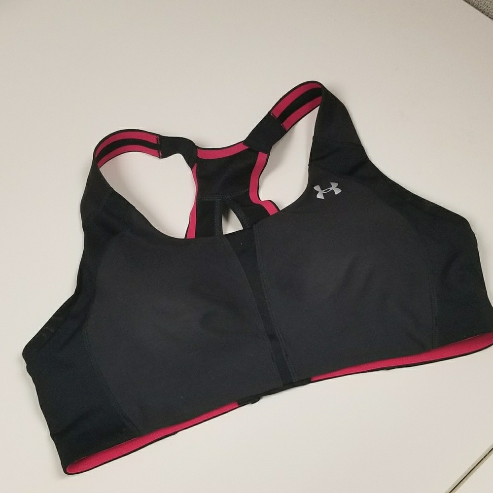 BNWOT Under Armour 36C bra